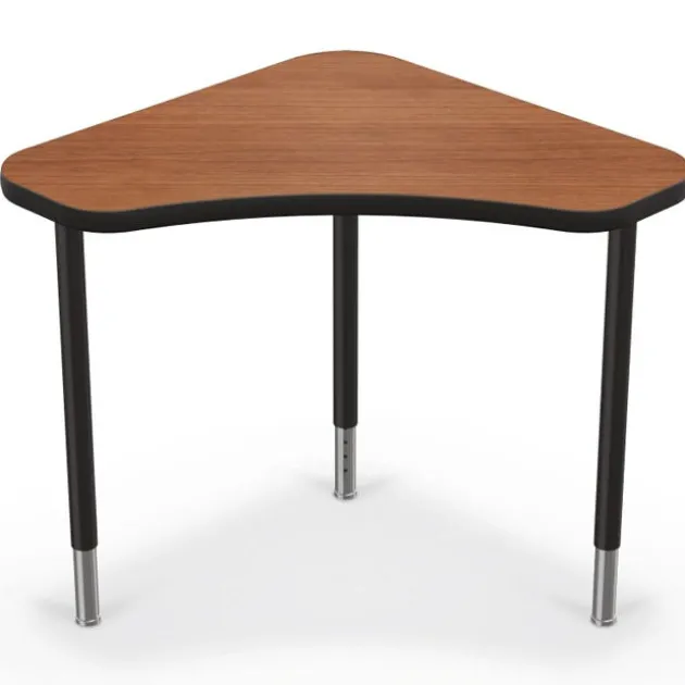 Boomerang Snap Desk