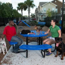 Chow Hound Picnic Table