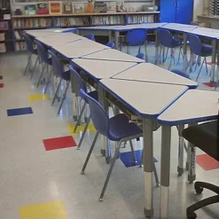 Classroom Set of 20 Wing Desks