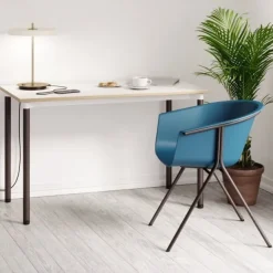 Spright Series Desks