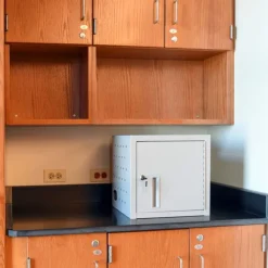 8-Tablet Wall Mount or Desktop Charging Station