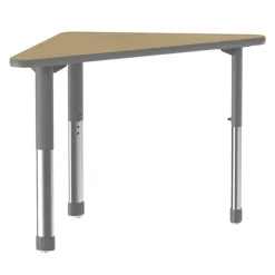 Wing Collaborative Student Desks